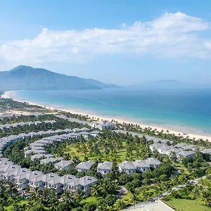 Vinpearl & Long Nha Trang Resort