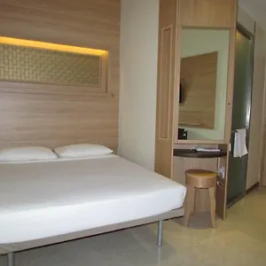 https://robertson-quay.singapore-best-hotels.net